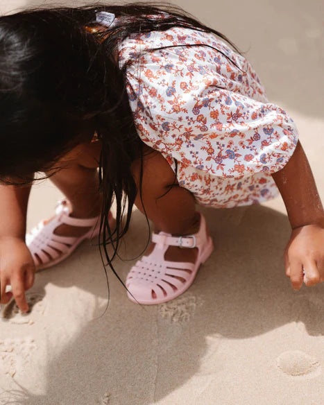 Rory Sandal | Pink