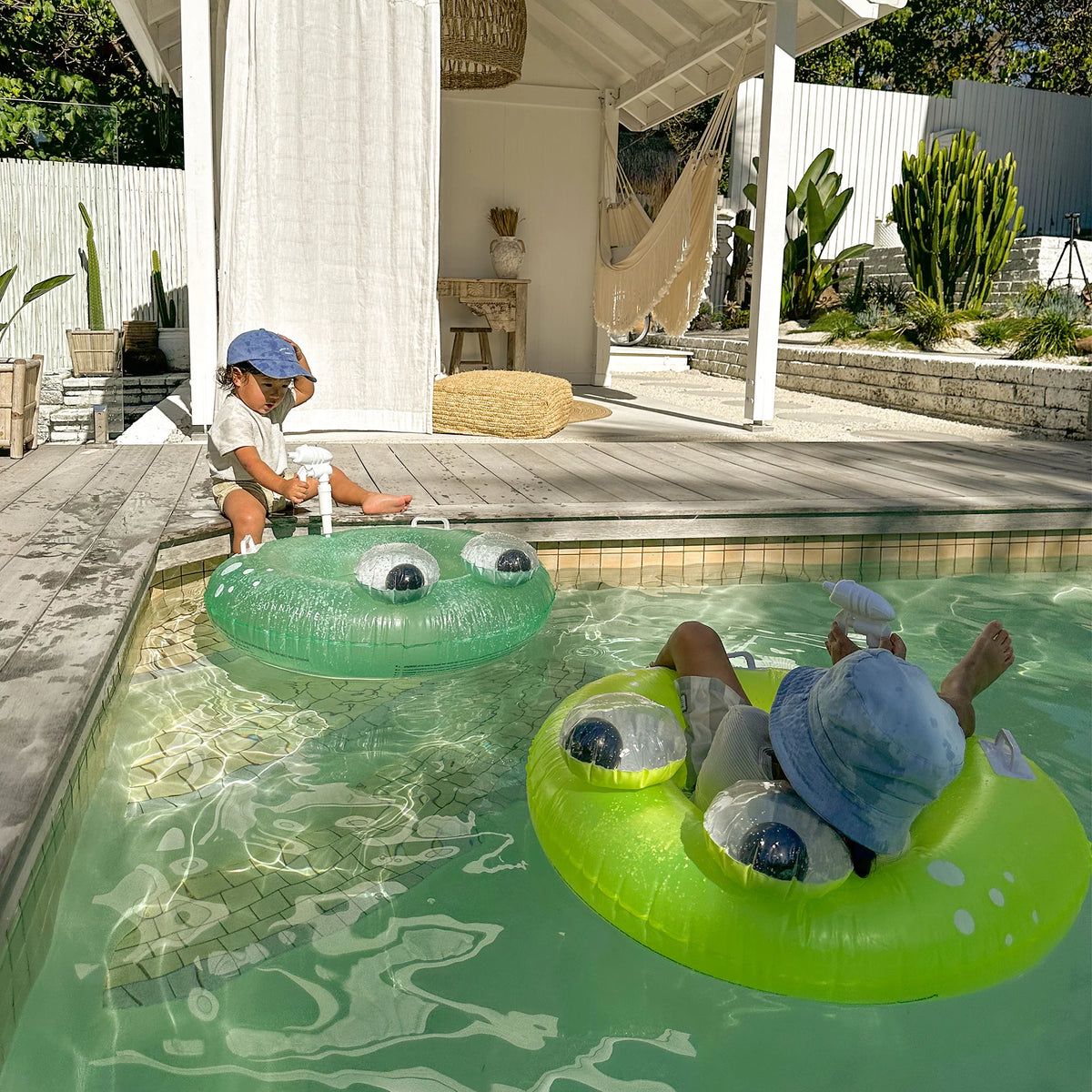 Pool Ring Soakers | Sonny the Sea Creature