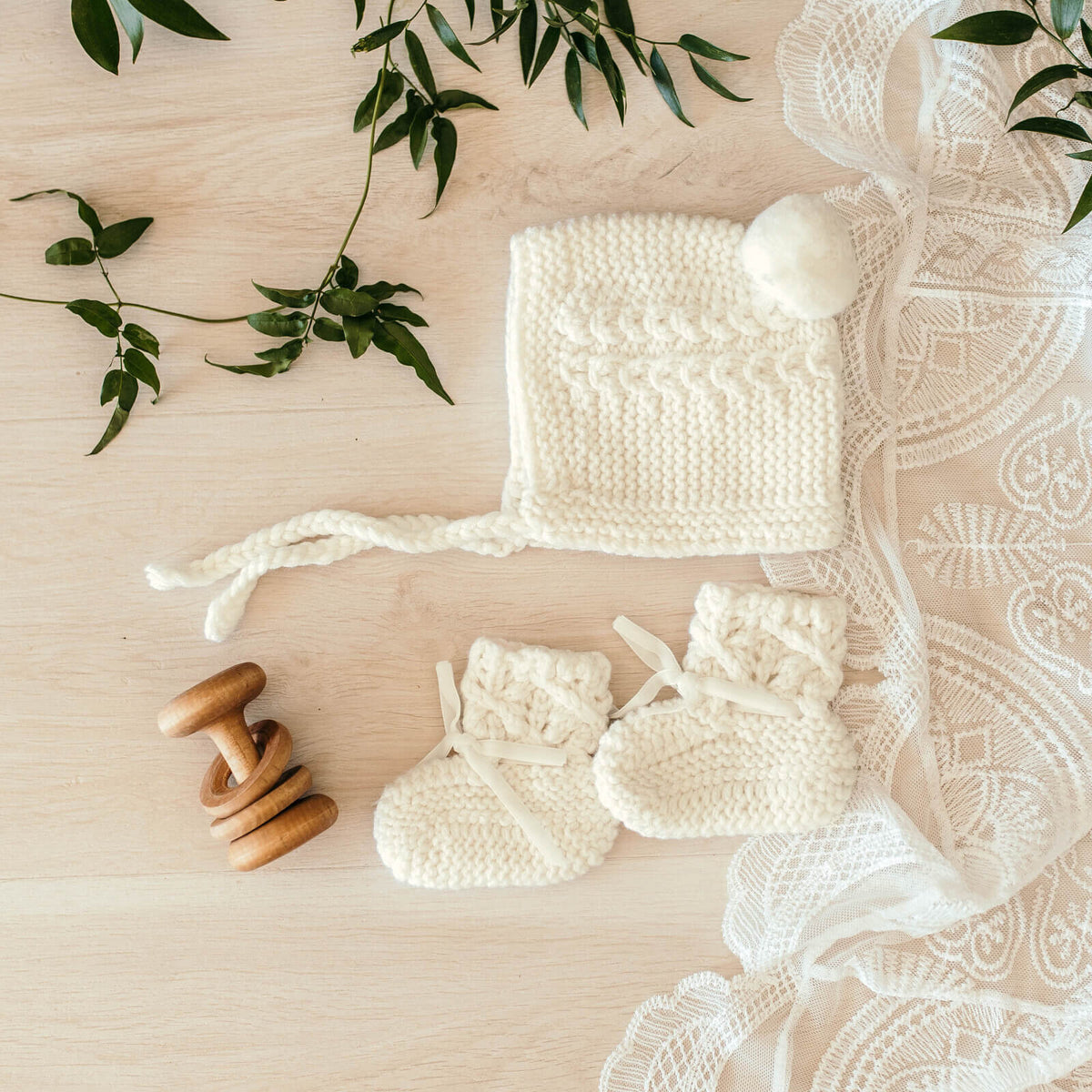 Merino Bonnet &amp; Booties Set | Ivory